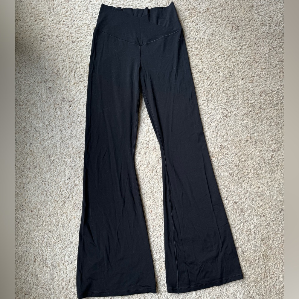 OFFLINE by Aerie high waisted crossover flare leggings